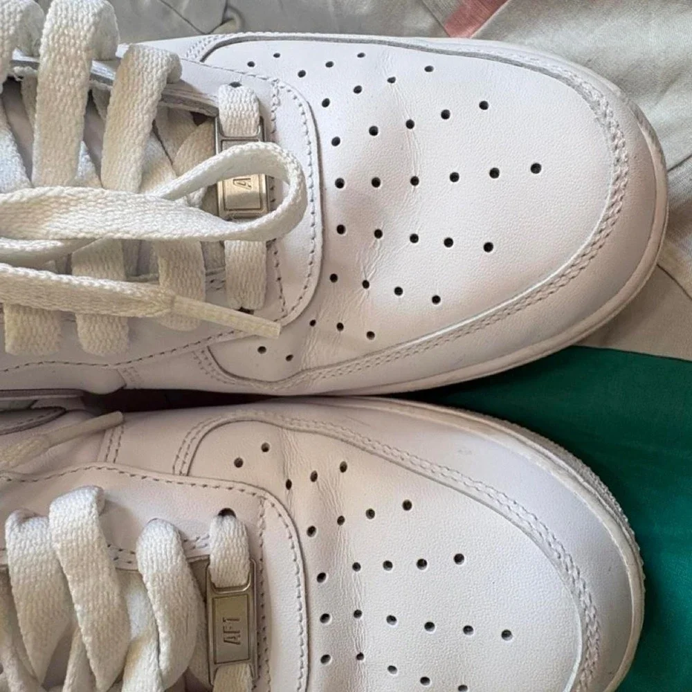 N/A nike air